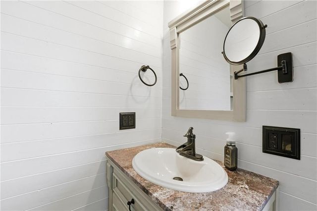 15410 NE 186th Street, Holt, MO 64048