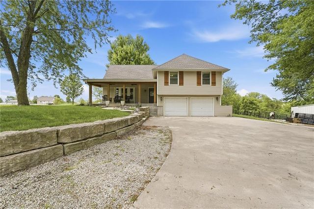 15410 NE 186th Street, Holt, MO 64048