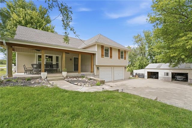 15410 NE 186th Street, Holt, MO 64048