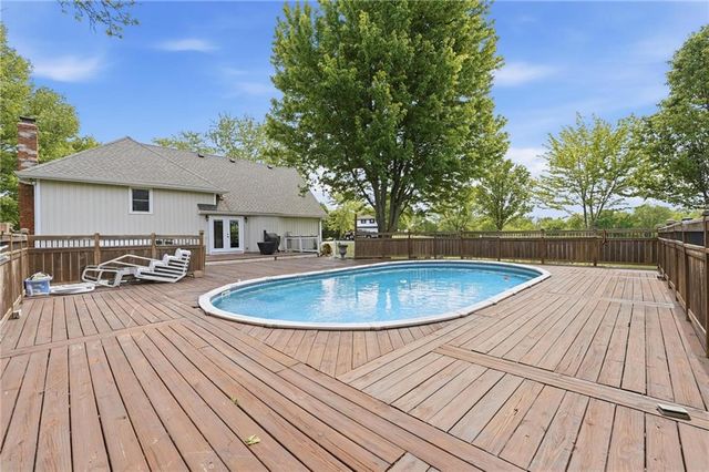 15410 NE 186th Street, Holt, MO 64048