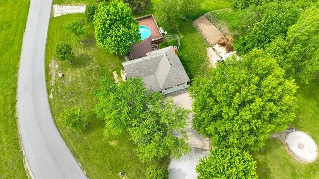 15410 NE 186th Street, Holt, MO 64048