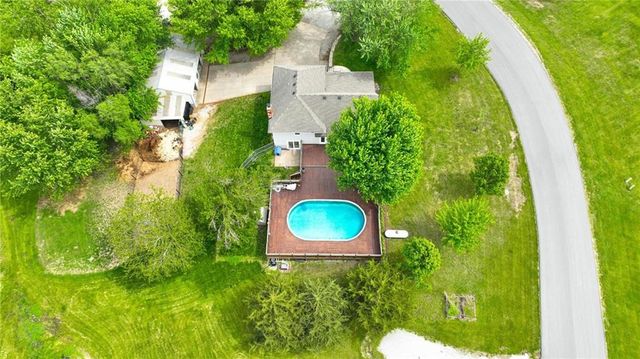 15410 NE 186th Street, Holt, MO 64048