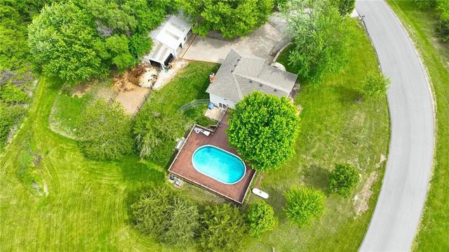 15410 NE 186th Street, Holt, MO 64048