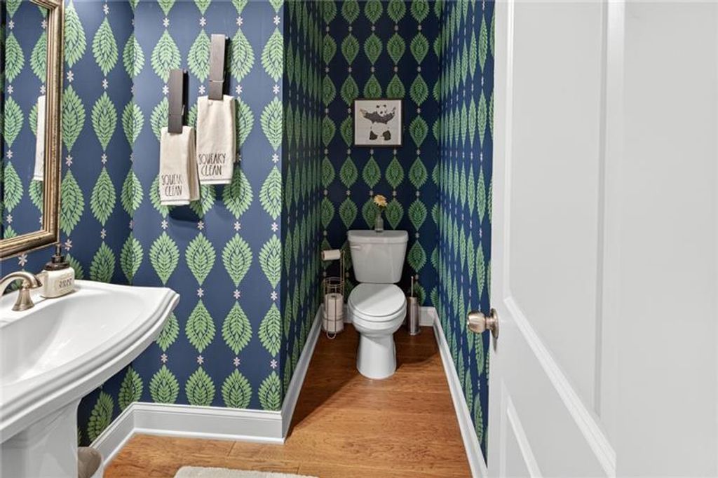 Image 11 of property listing at 1956 Skyfall NE Circle, Atlanta, GA 30319