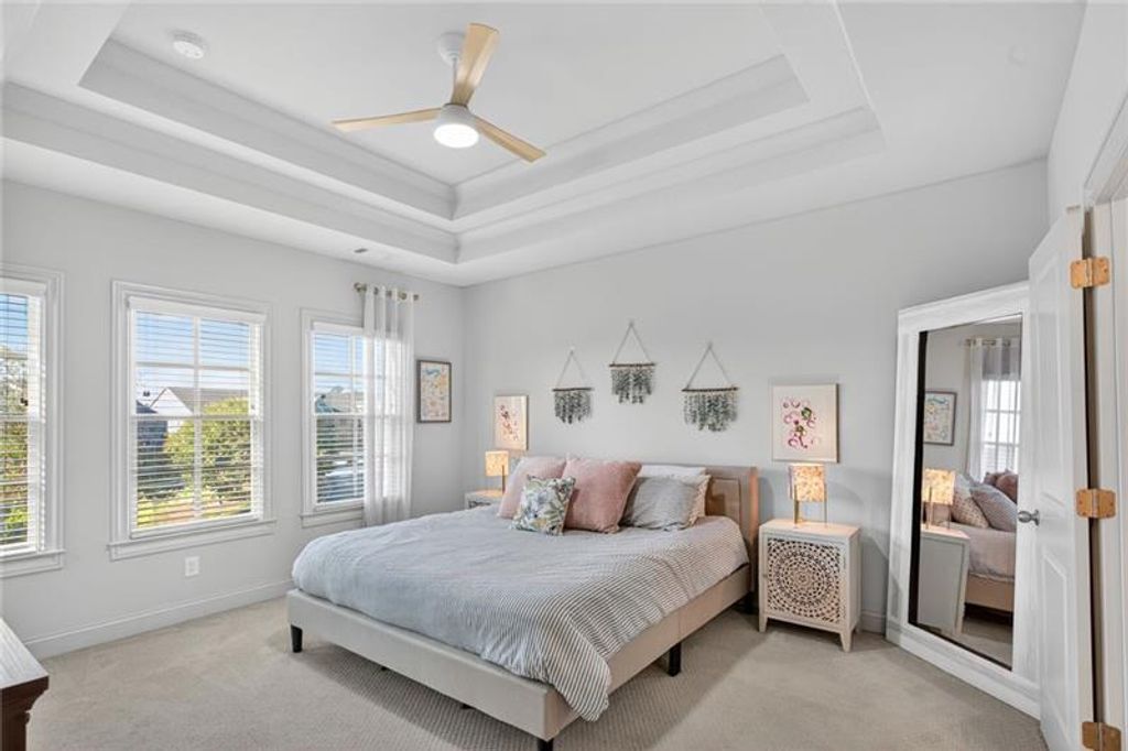 Image 13 of property listing at 1956 Skyfall NE Circle, Atlanta, GA 30319