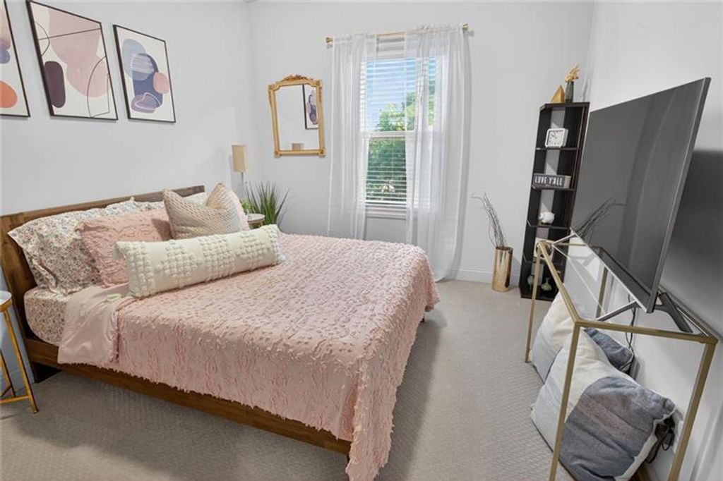 Image 28 of property listing at 1956 Skyfall NE Circle, Atlanta, GA 30319