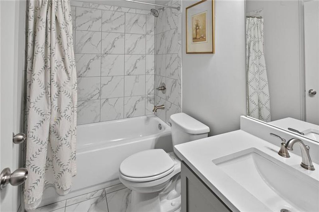 Image 31 of property listing at 1956 Skyfall NE Circle, Atlanta, GA 30319