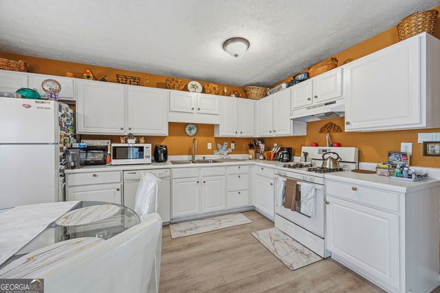 1835 Barrington Overlook, Marietta, GA 30066
