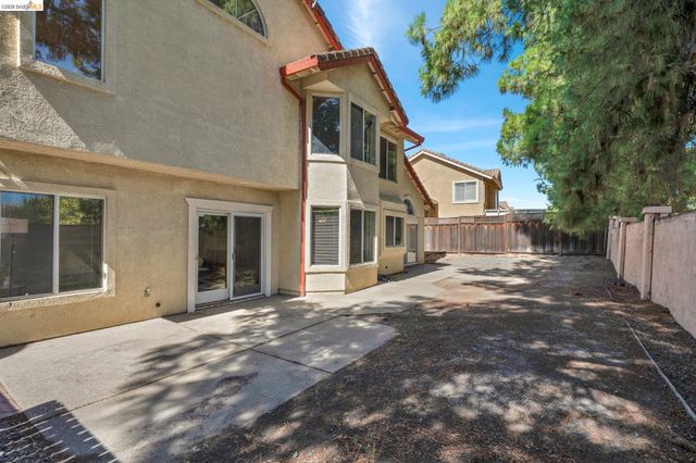 4437 Rock Island Dr, Antioch, CA 94509