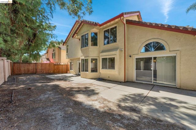 4437 Rock Island Dr, Antioch, CA 94509