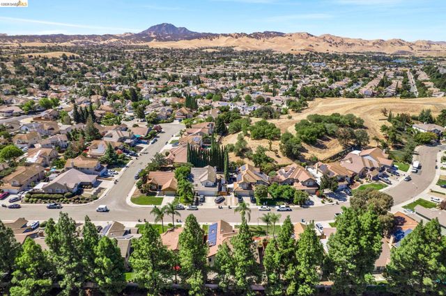 4437 Rock Island Dr, Antioch, CA 94509