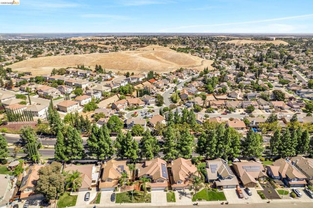 4437 Rock Island Dr, Antioch, CA 94509