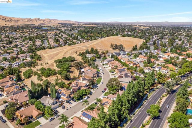 4437 Rock Island Dr, Antioch, CA 94509