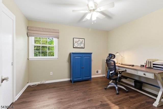 72 Kiva Pl, Branchburg Twp., NJ 08876