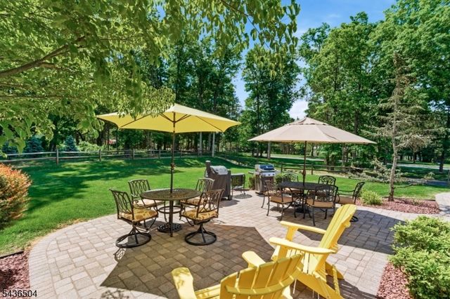 72 Kiva Pl, Branchburg Twp., NJ 08876