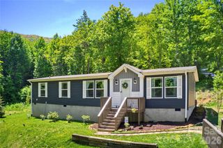 1205 Saunook Road, Waynesville, NC 28786