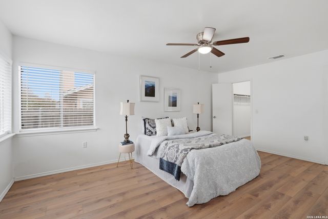 5822 Misty Glen, San Antonio, TX 78247