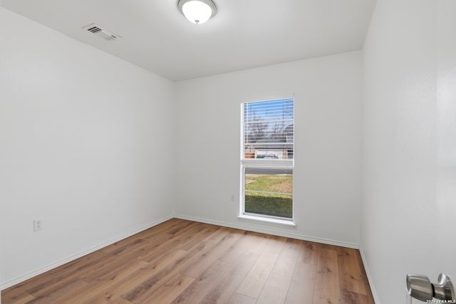 5822 Misty Glen, San Antonio, TX 78247