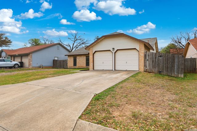 5822 Misty Glen, San Antonio, TX 78247