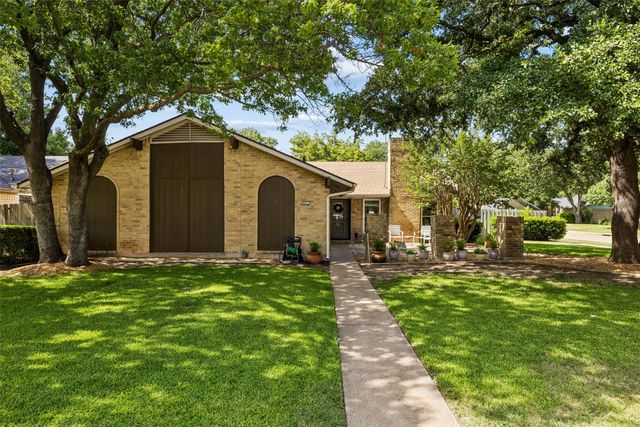 1913 Richland Drive, Richardson, TX 75081