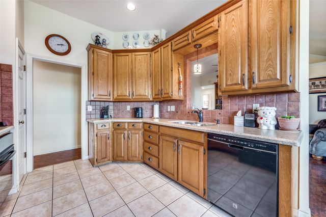 12517 Fm 1385, Pilot Point, TX 76258