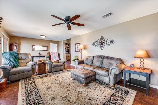 12517 Fm 1385, Pilot Point, TX 76258