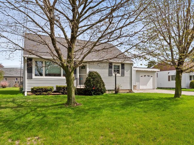 2332 37th STREET, Two Rivers, WI 54241