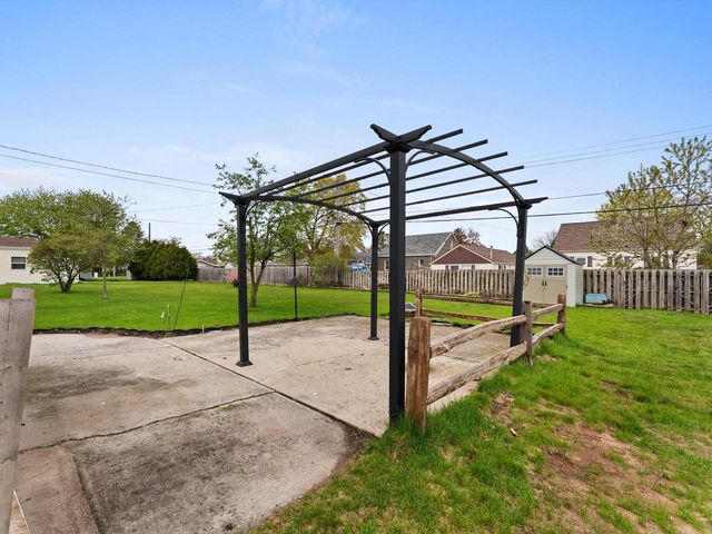 2332 37th STREET, Two Rivers, WI 54241
