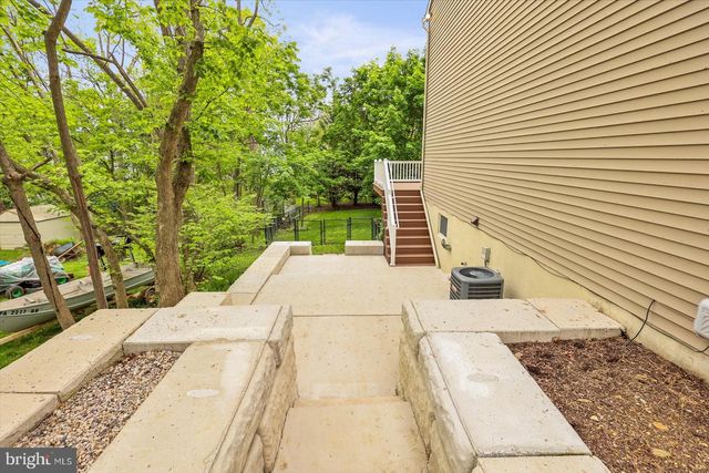 452 S CENTER ST, Hanover, PA 17331