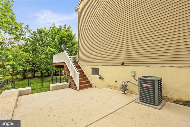 452 S CENTER ST, Hanover, PA 17331