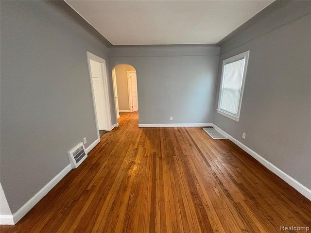 19479 Helen Street, Detroit, MI 48234