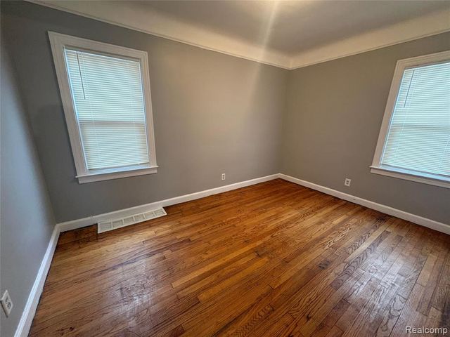 19479 Helen Street, Detroit, MI 48234