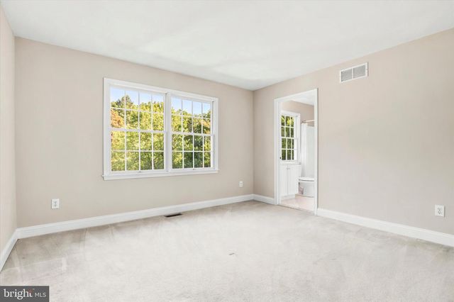 3678 HANCOCK LN, Doylestown, PA 18902