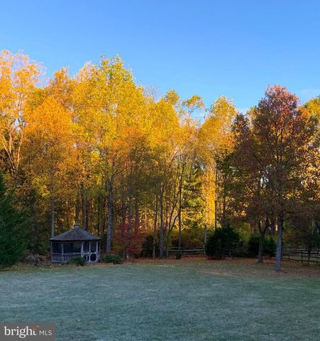 3678 HANCOCK LN, Doylestown, PA 18902