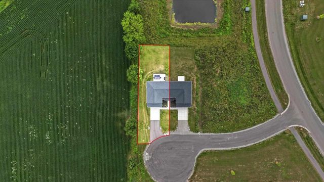 2601 ST THOMAS LANE, Neenah, WI 54956