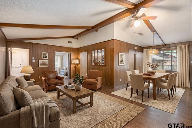 2930 Roanoke Ln, Tyler, TX 75701