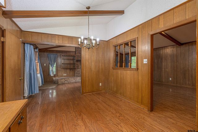 2930 Roanoke Ln, Tyler, TX 75701