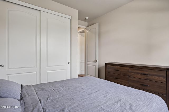 1752 Bella Casa Drive, Minden, NV 89423