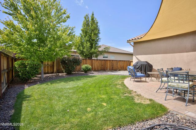 1752 Bella Casa Drive, Minden, NV 89423