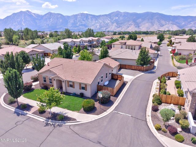 1752 Bella Casa Drive, Minden, NV 89423