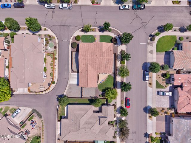 1752 Bella Casa Drive, Minden, NV 89423