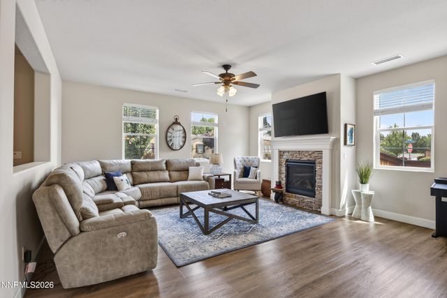 1752 Bella Casa Drive, Minden, NV 89423