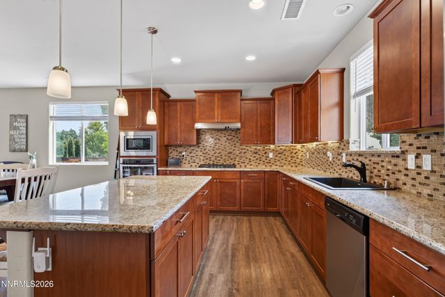 1752 Bella Casa Drive, Minden, NV 89423