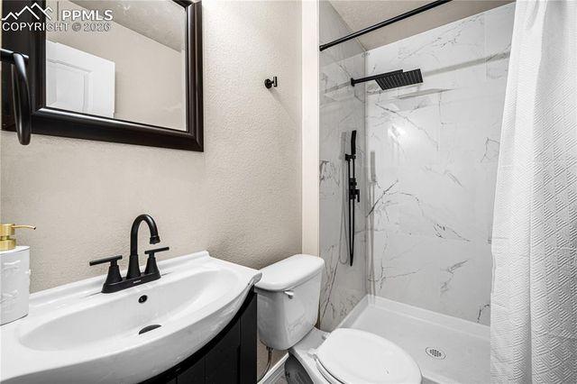 911 Candytuft Boulevard, Pueblo, CO 81001
