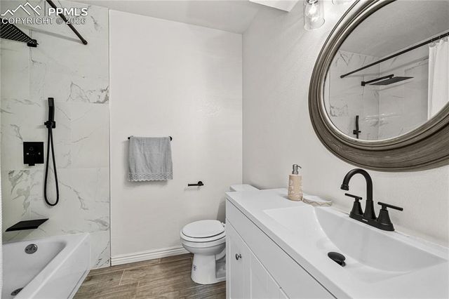 911 Candytuft Boulevard, Pueblo, CO 81001