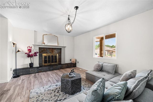 911 Candytuft Boulevard, Pueblo, CO 81001