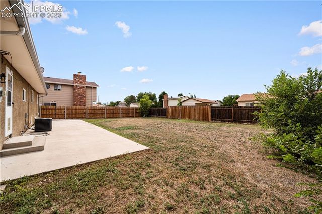 911 Candytuft Boulevard, Pueblo, CO 81001