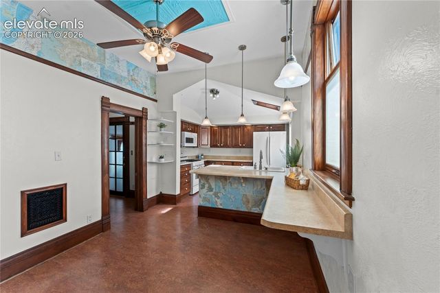 2210 W Kiowa Street, Colorado Springs, CO 80904