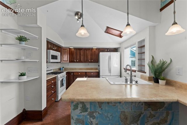 2210 W Kiowa Street, Colorado Springs, CO 80904