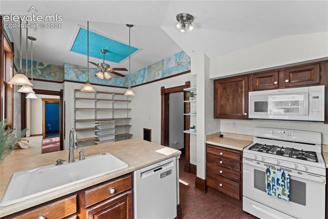 2210 W Kiowa Street, Colorado Springs, CO 80904
